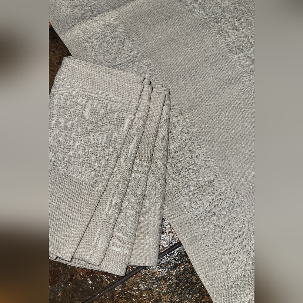 🍀Irish linen set runner+napkin EUC